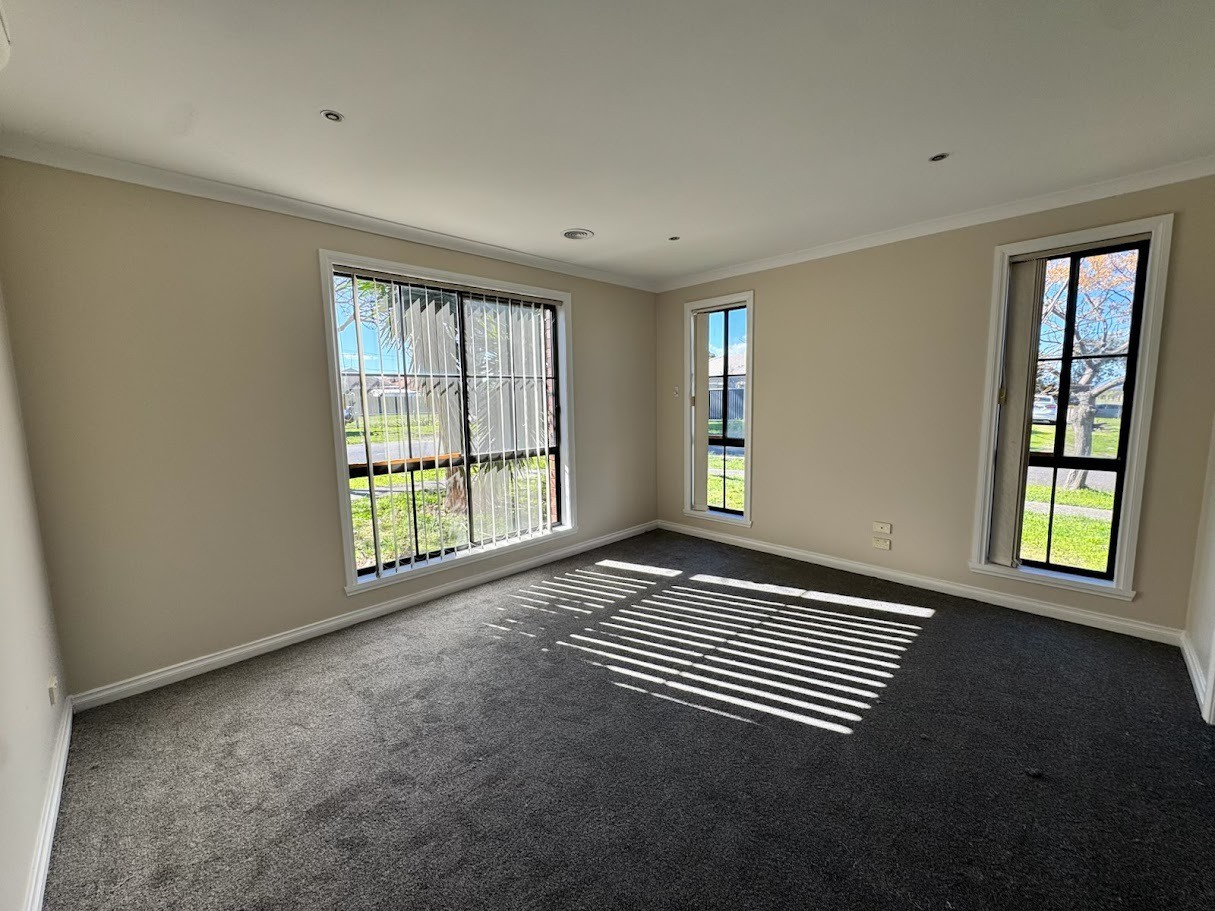 22 Edgewood Road, Roxburgh Park, VIC 3064, Roxburgh Park - Thumbnail 7