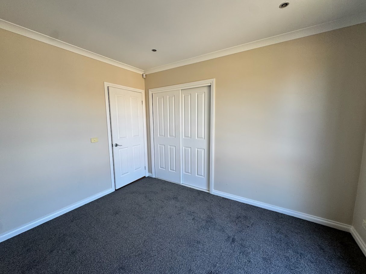 22 Edgewood Road, Roxburgh Park, VIC 3064, Roxburgh Park - Thumbnail 6