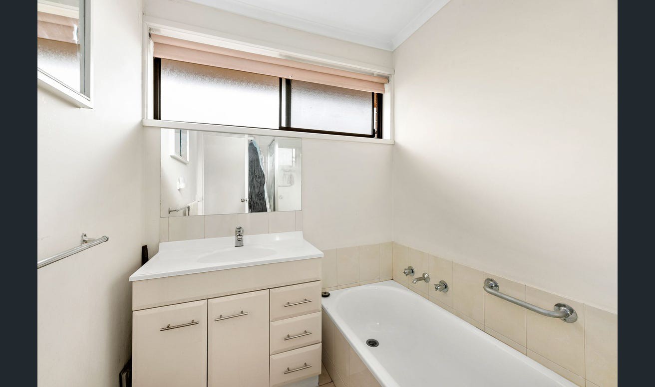 22 Epsom Road, Corio, VIC 3214, Corio - Thumbnail 3