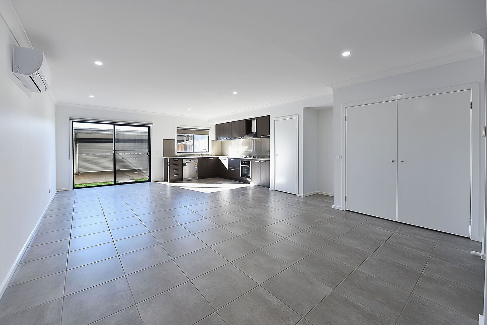22 Errol Boulevard, Mickleham, VIC 3064 - Thumbnail 1 - 15/10/2026
