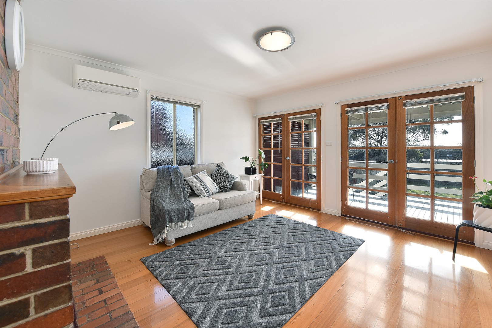 22 Erskine Avenue, Reservoir, VIC 3073, Reservoir - Thumbnail 3