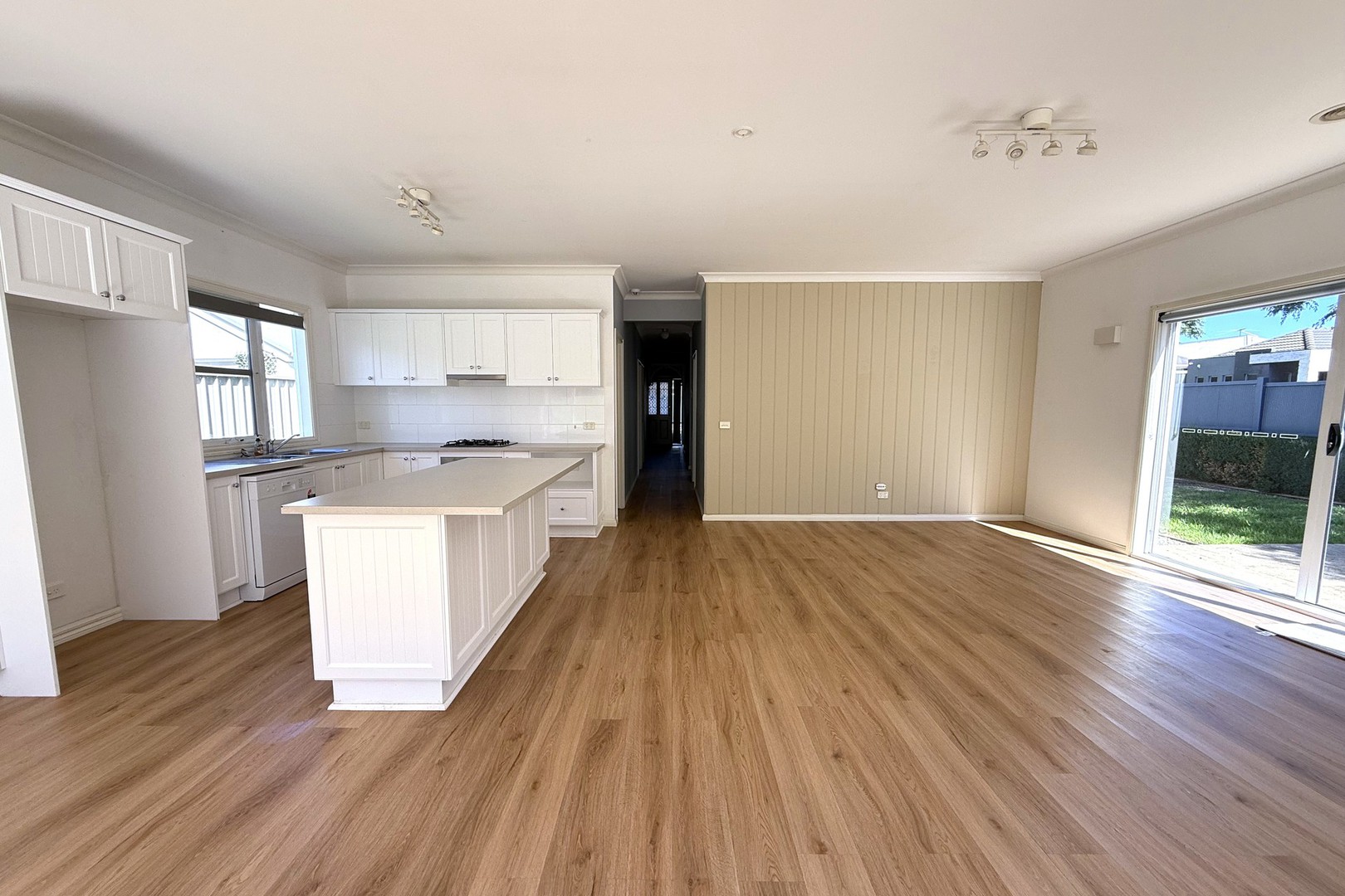 22 Etheridge Rise, Caroline Springs, VIC 3023 - Thumbnail 1 - 13/03/2026