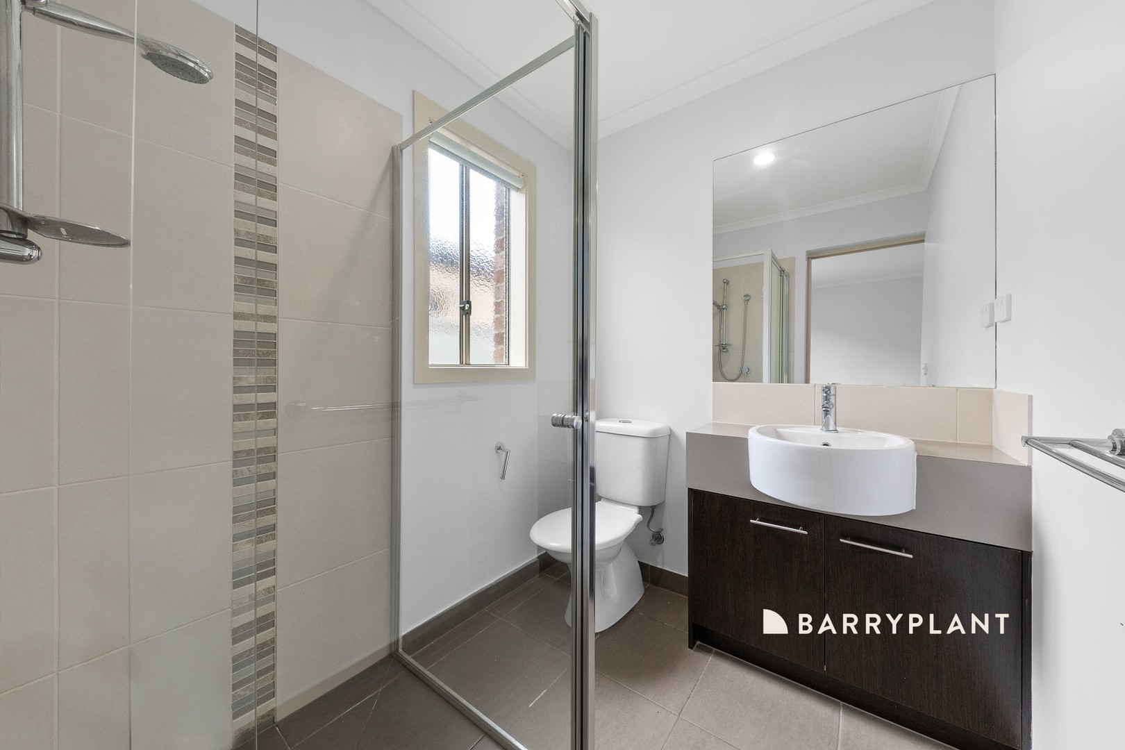 22 Farmdale Road, Pakenham, VIC 3810, Pakenham - Thumbnail 7