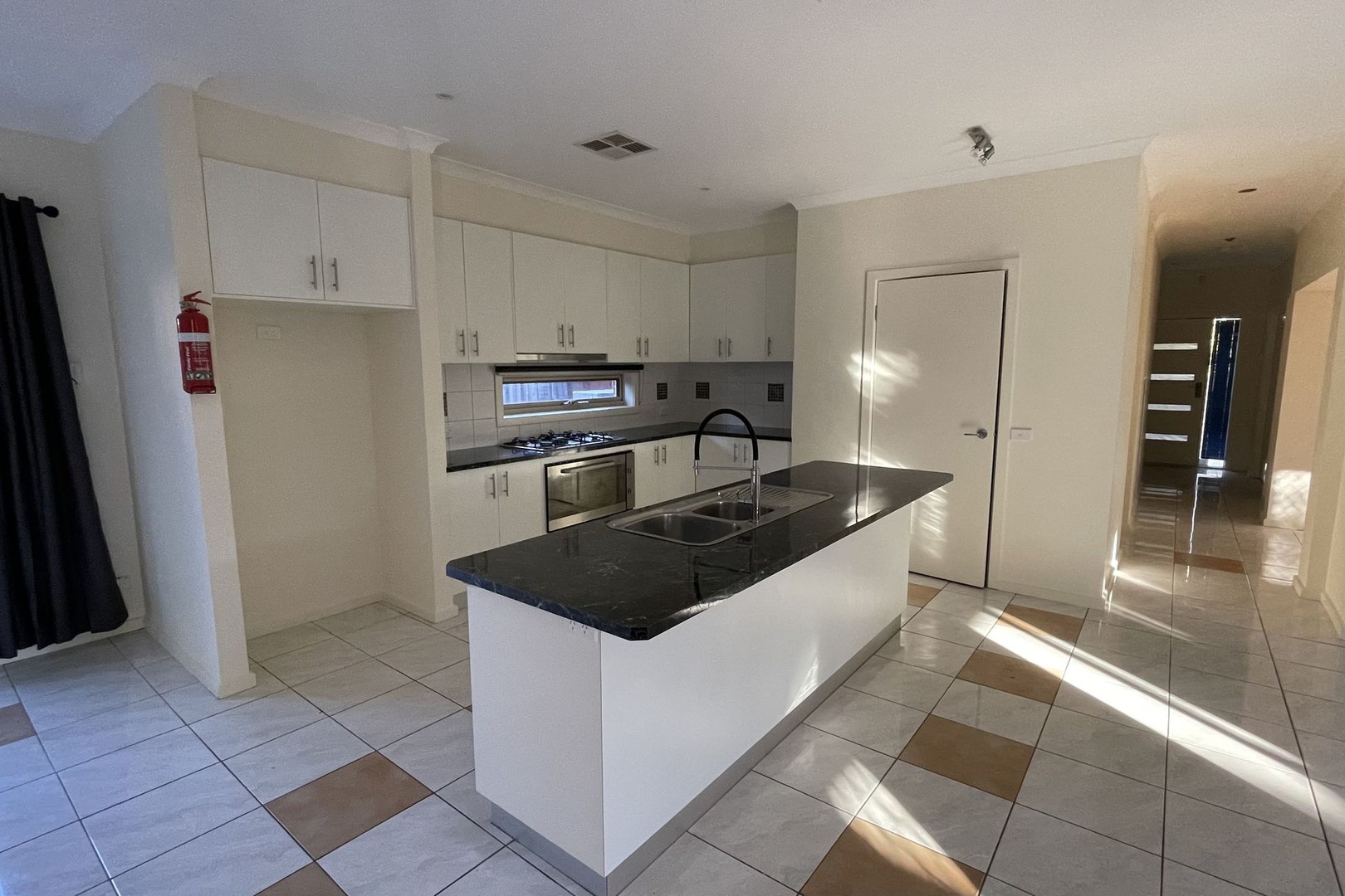 22 Feldgrau Rise, Epping, VIC 3076, Epping - Thumbnail 2