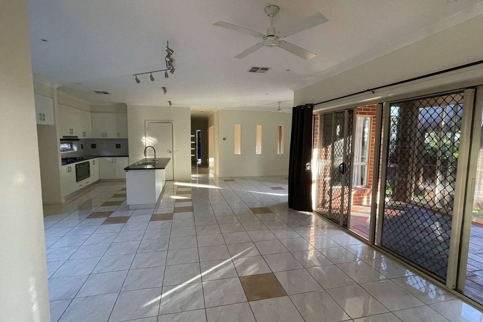 22 Feldgrau Rise, Epping, VIC 3076, Epping - Thumbnail 4