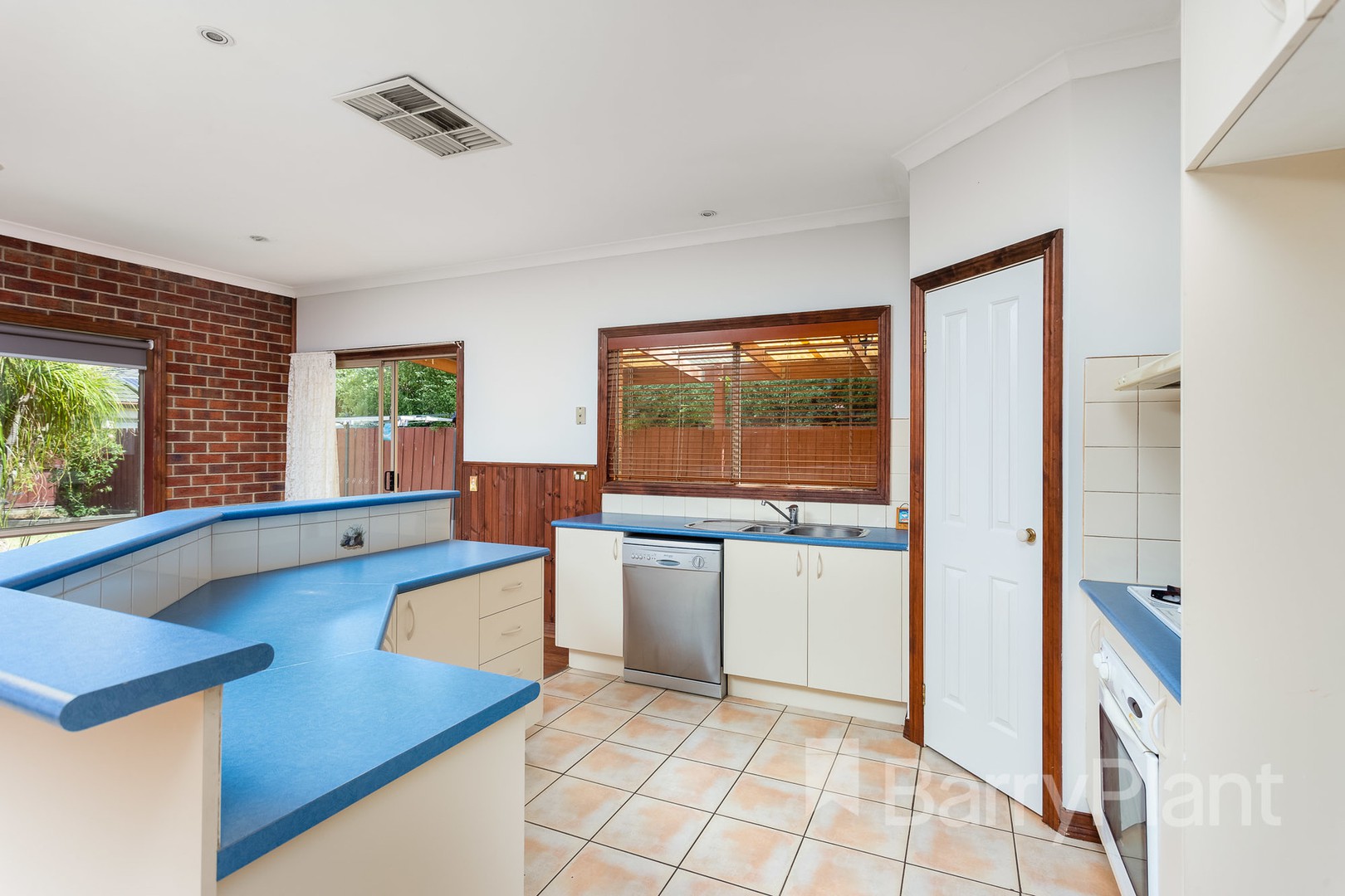 22 Fleming Avenue, Seabrook, VIC 3028, Seabrook - Thumbnail 2