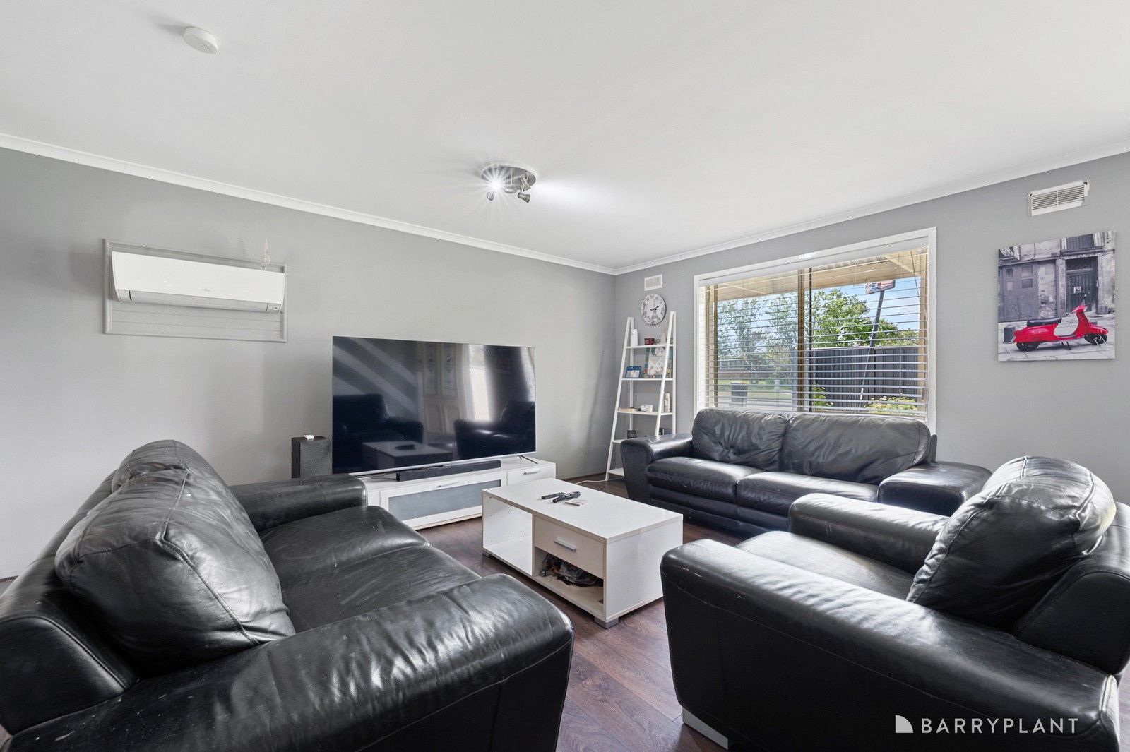 22 Fraser Street, Melton South, VIC 3338, Melton South - Thumbnail 4