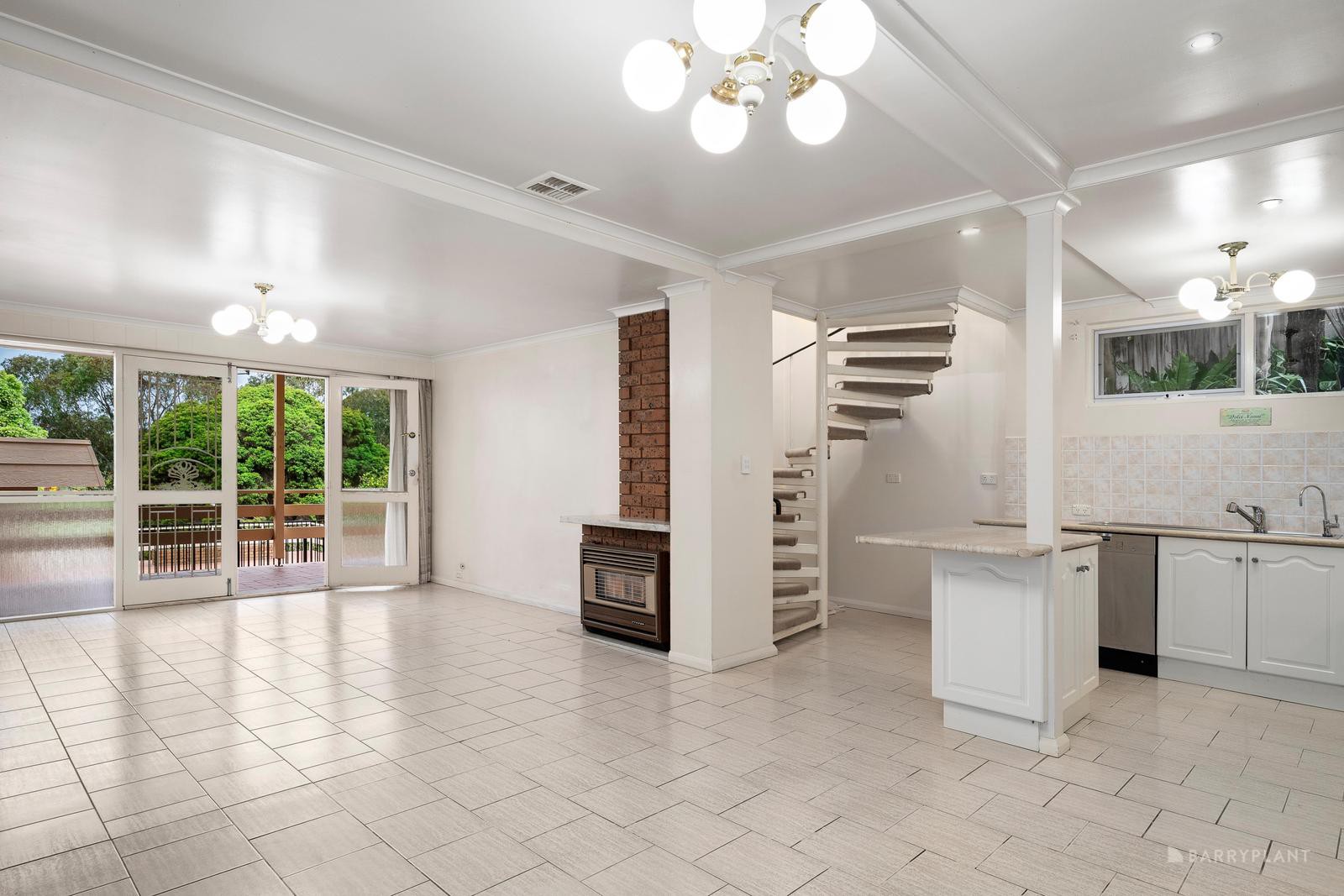 22 Furneaux Grove, Bulleen, VIC 3105, Bulleen - Thumbnail 4