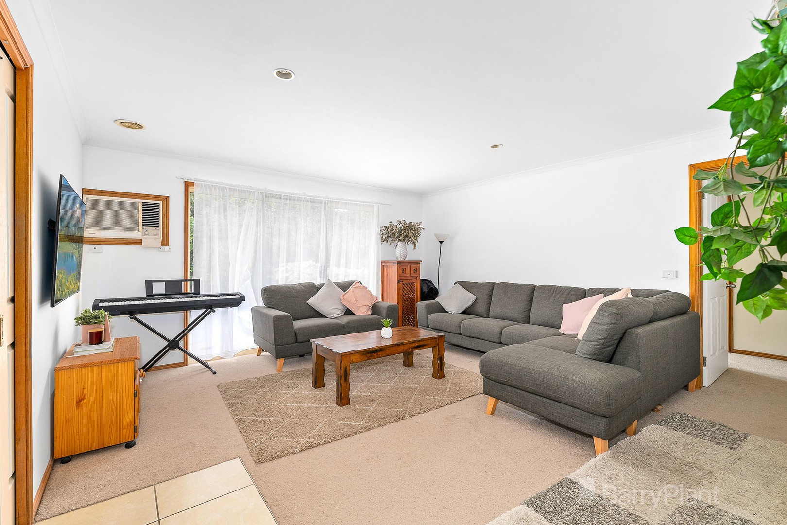 22 Geoffrey Court, Narre Warren, VIC 3805, Narre Warren - Thumbnail 2
