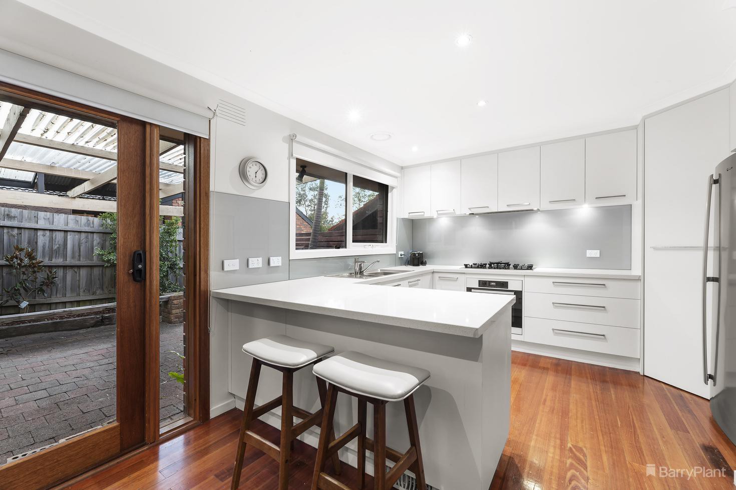 22 Glen Katherine Drive, St Helena, VIC 3088, St Helena - Thumbnail 3