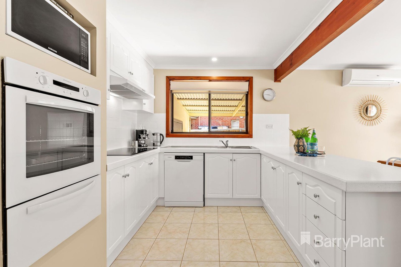 22 Golf Links DriveMill Park, VIC 3082, Mill Park - Thumbnail 3