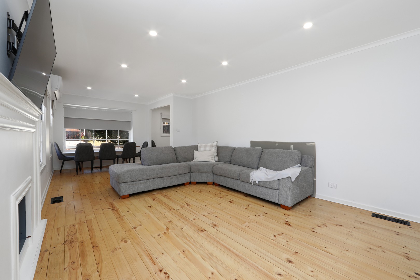 22 Gymea Avenue, Rowville, VIC 3178 - Thumbnail 2 - 23/02/2026