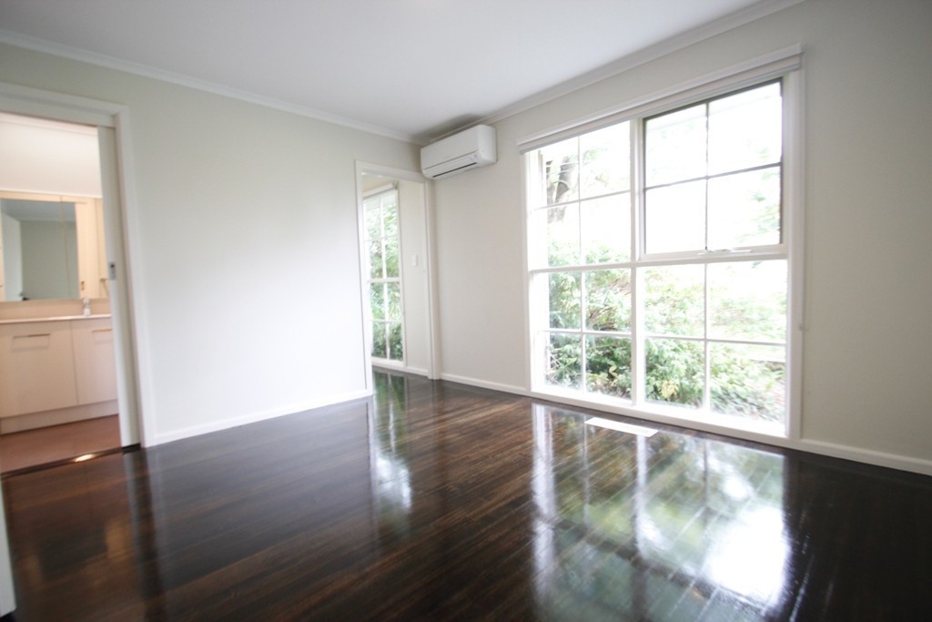 22 Hallows Street, Glen Waverley, VIC 3150, Glen Waverley - Thumbnail 6