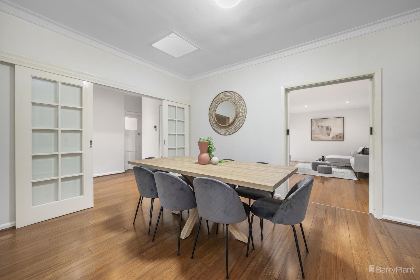 22 Halls Parade, Mitcham, VIC 3132, Mitcham - Thumbnail 3