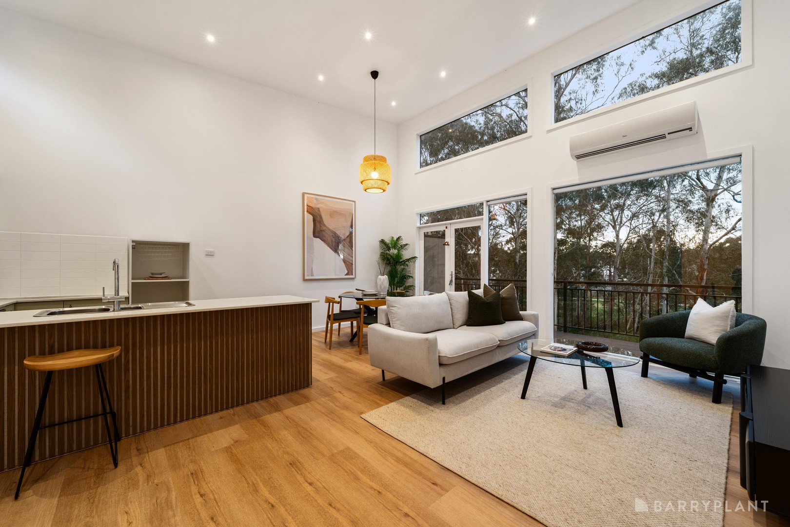 22 Harmony Drive, Diamond Creek, VIC 3089 - Thumbnail 2 - 01/10/2026
