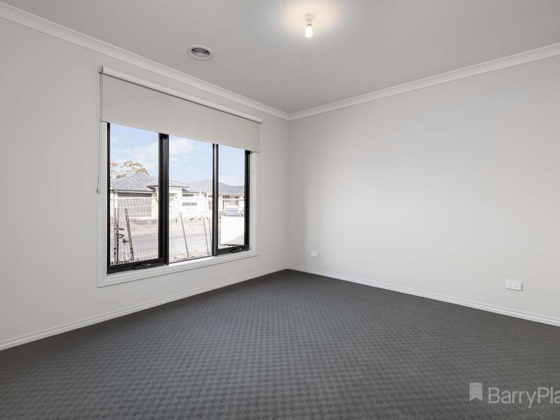 22 Hartney Avenue, Pakenham, VIC 3810, Pakenham - Thumbnail 6