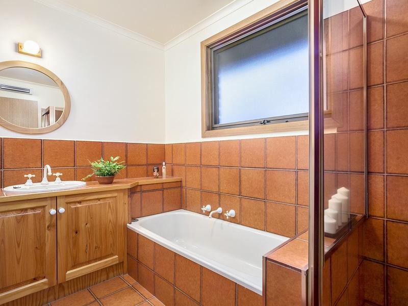 22 Hender Street, Ringwood East, VIC 3135, Ringwood East - Thumbnail 6