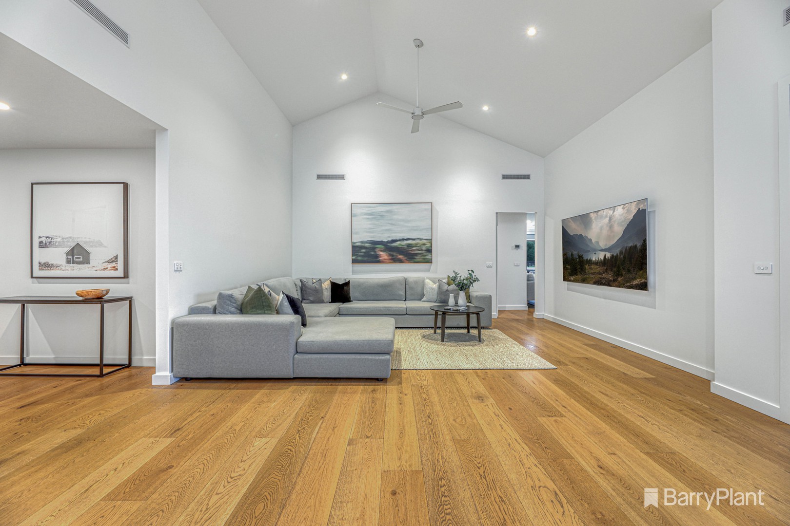 22 Henderson Road, Yarra Glen, VIC 3775, Yarra Glen - Thumbnail 8