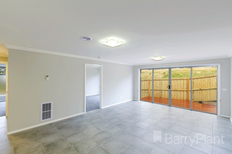 22 Henry Avenue, Mount Clear, VIC 3350, Mount Clear - Thumbnail 3