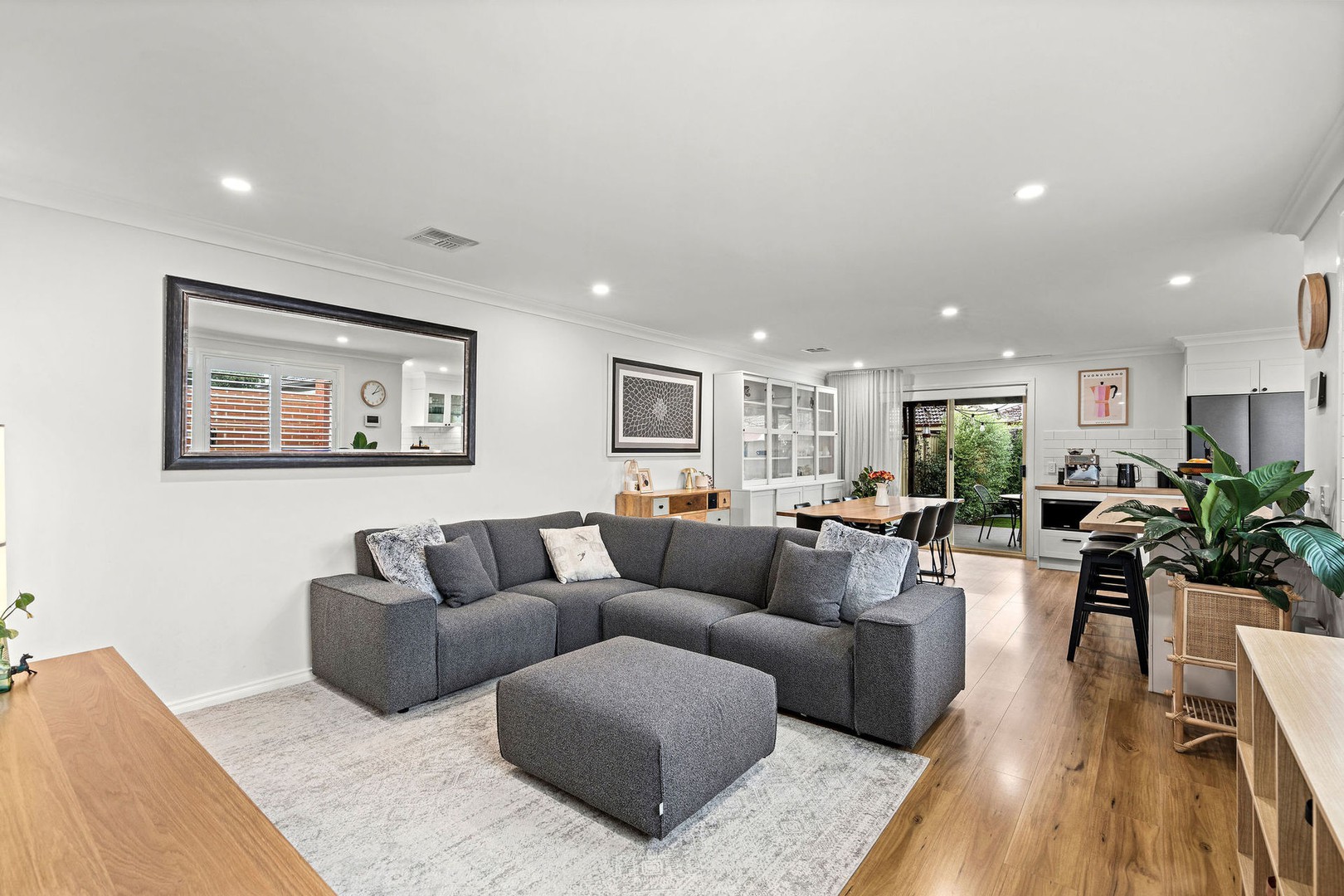 22 Highlands Avenue, Airport West, VIC 3042 - Thumbnail 2 - 26/06/2026