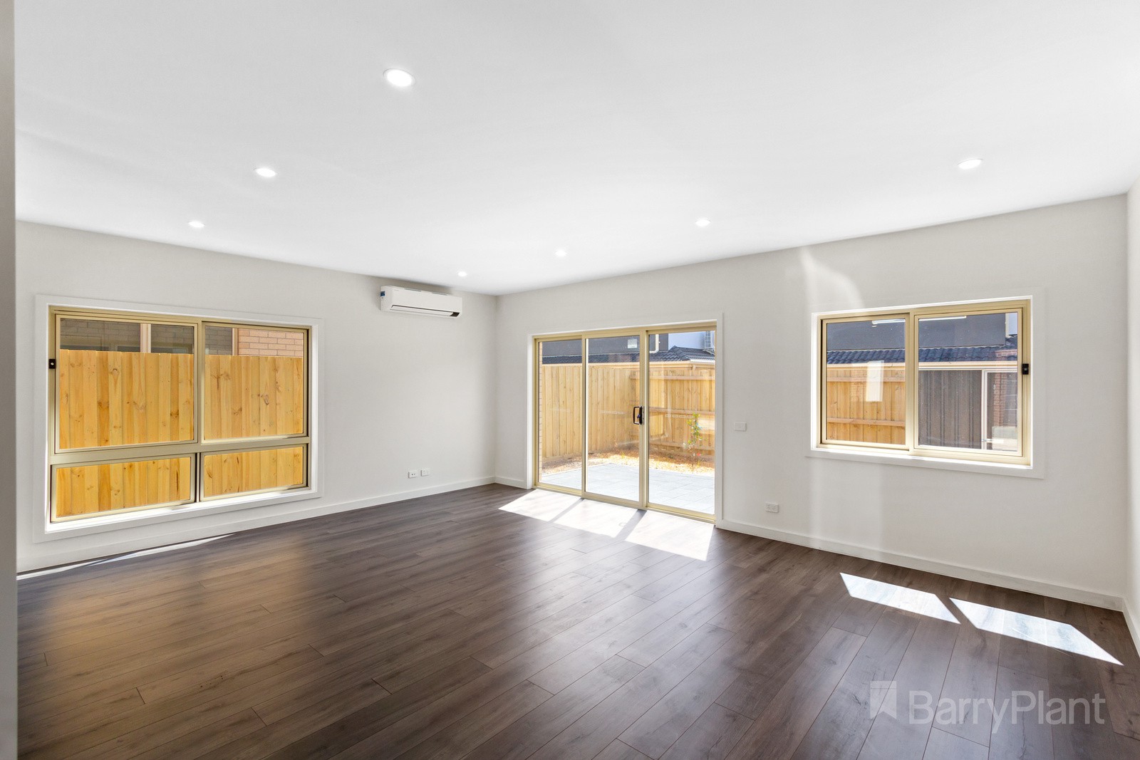 22 Hill View Crescent, Ferntree Gully, VIC 3156, Ferntree Gully - Thumbnail 8