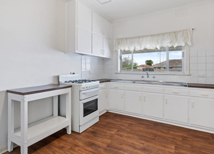 22 Hughes Parade, Reservoir, VIC 3073, Reservoir - Thumbnail 2