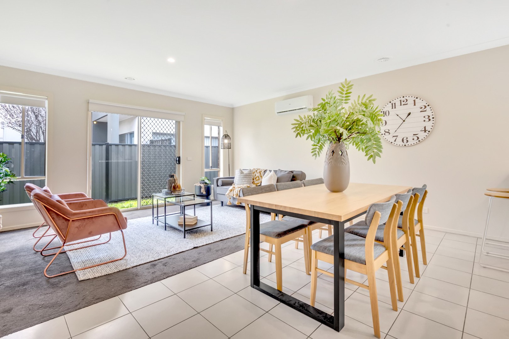 22 Huntingfield Street, Craigieburn, VIC 3064, Craigieburn - Thumbnail 4