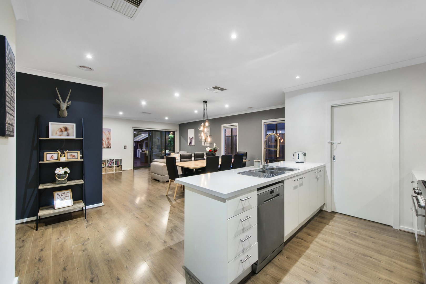 22 Jardine Drive, Fraser Rise, VIC 3336, Fraser Rise - Thumbnail 4