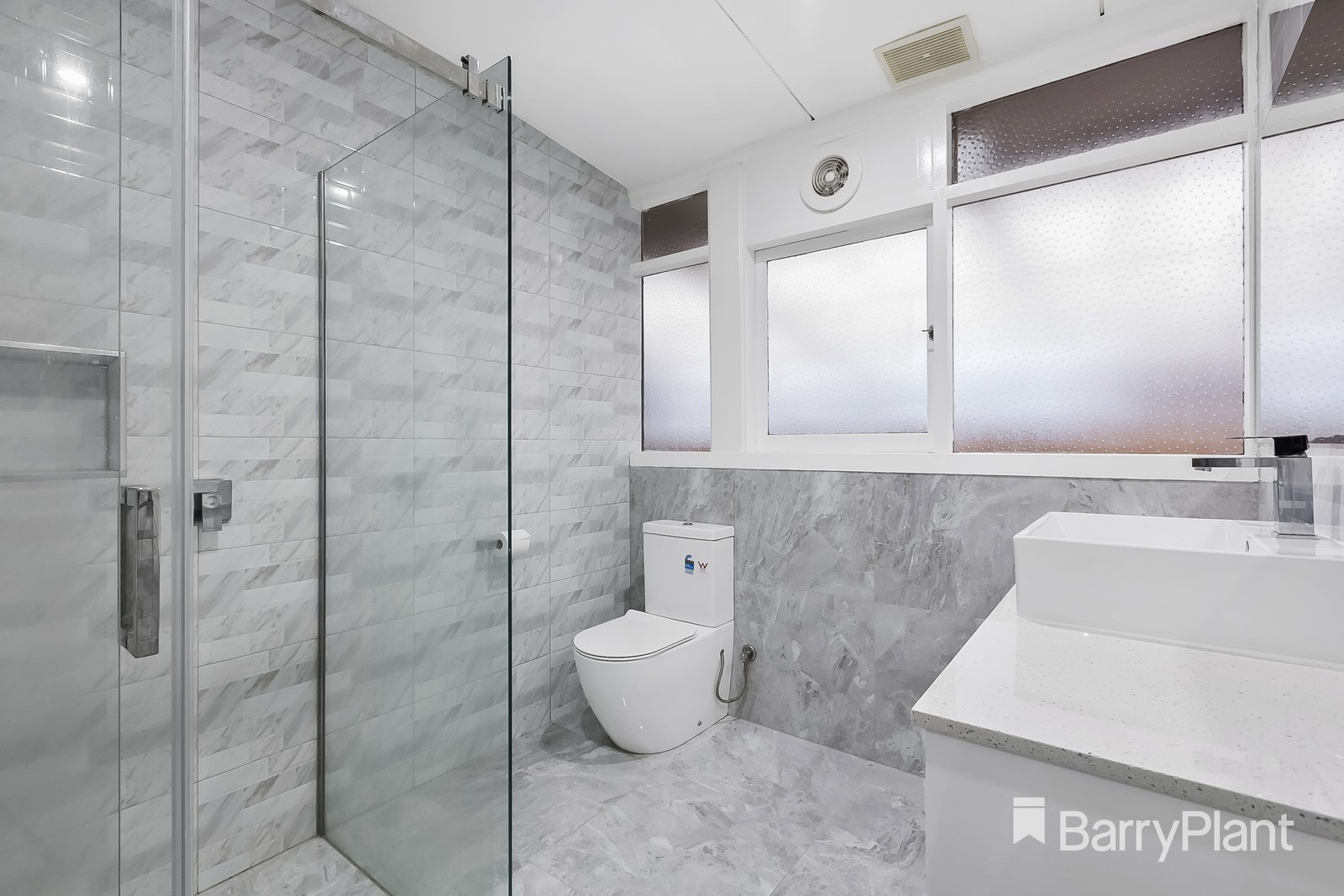 22 Johnson Drive, Glen Waverley, VIC 3150, Glen Waverley - Thumbnail 7