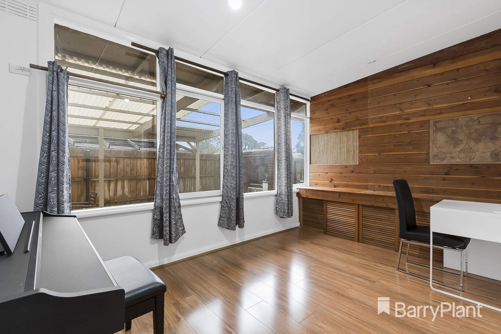 22 Johnson Drive, Glen Waverley, VIC 3150, Glen Waverley - Thumbnail 3