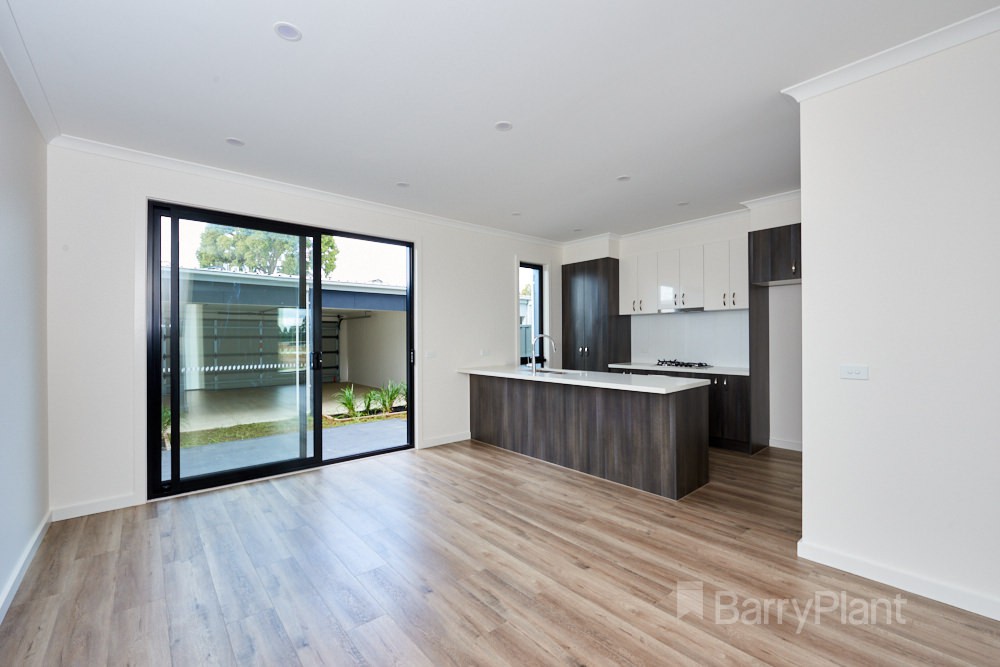 22 Karrabina Avenue, Doveton, VIC 3177, Doveton - Thumbnail 3