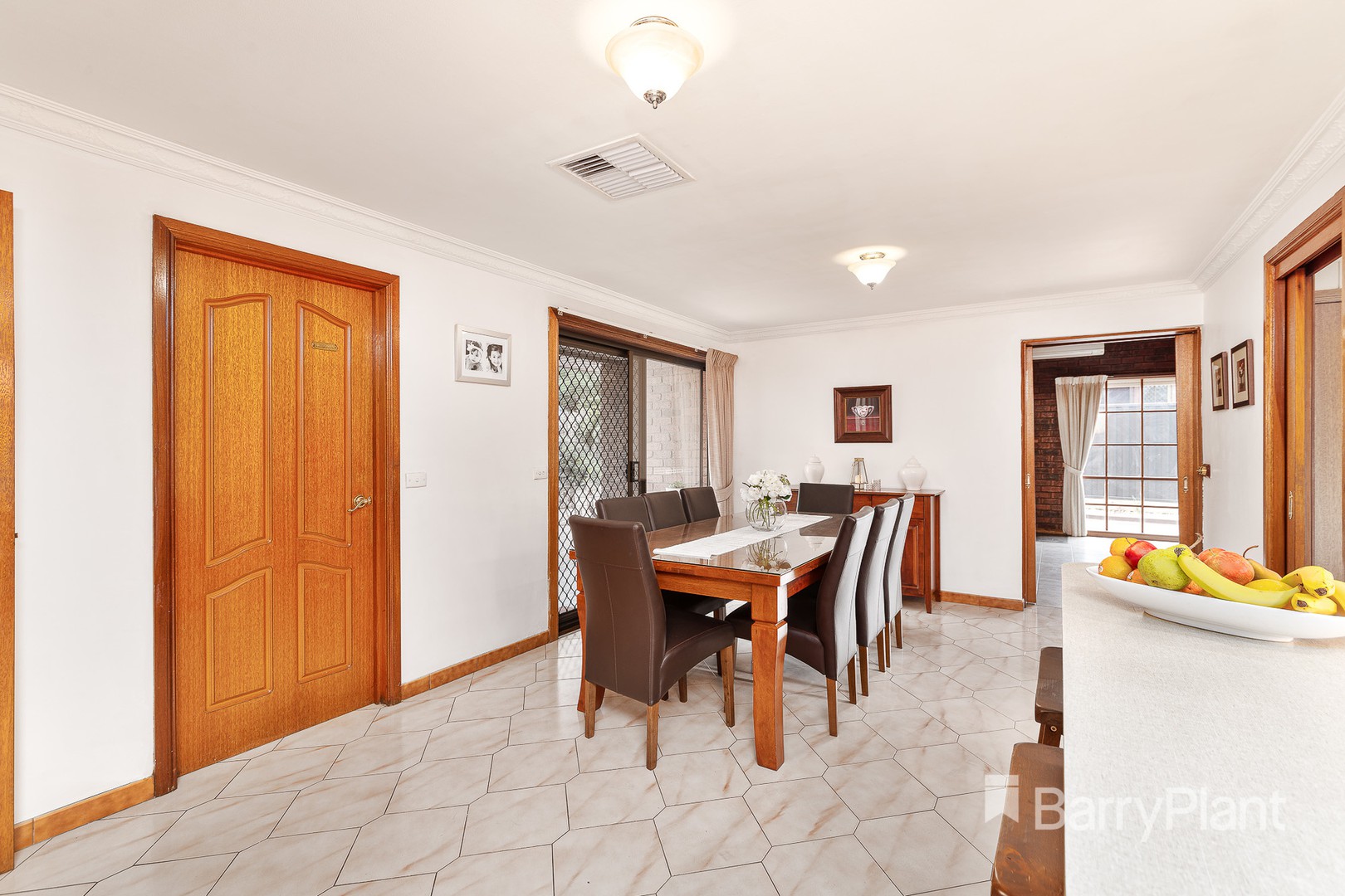 22 Kinlora Avenue, Epping, VIC 3076, Epping - Thumbnail 5