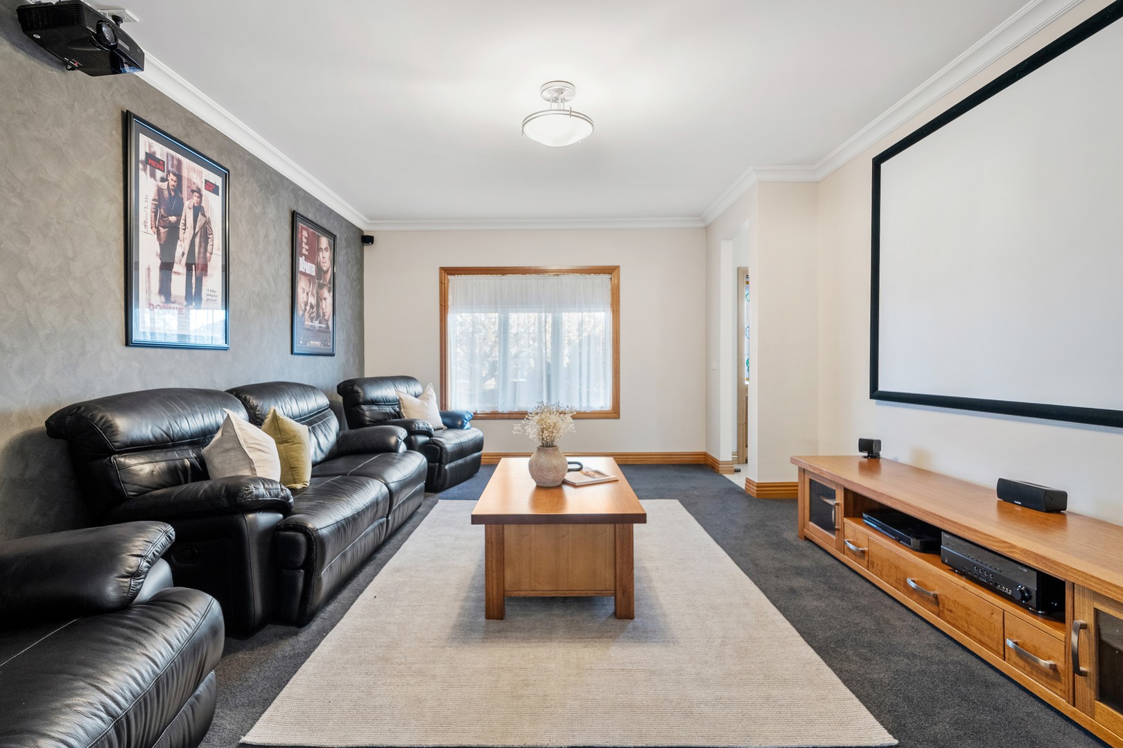 22 Knight Court, Hillside, VIC 3037, Hillside - Thumbnail 2
