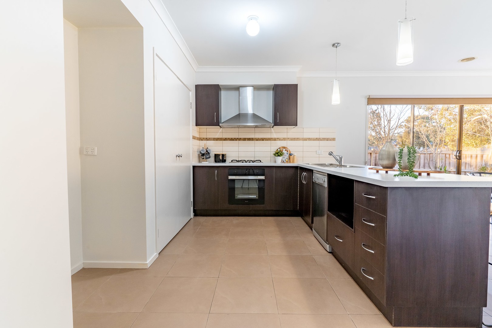 22 Lanata Street, South Morang, VIC 3752, South Morang - Thumbnail 3