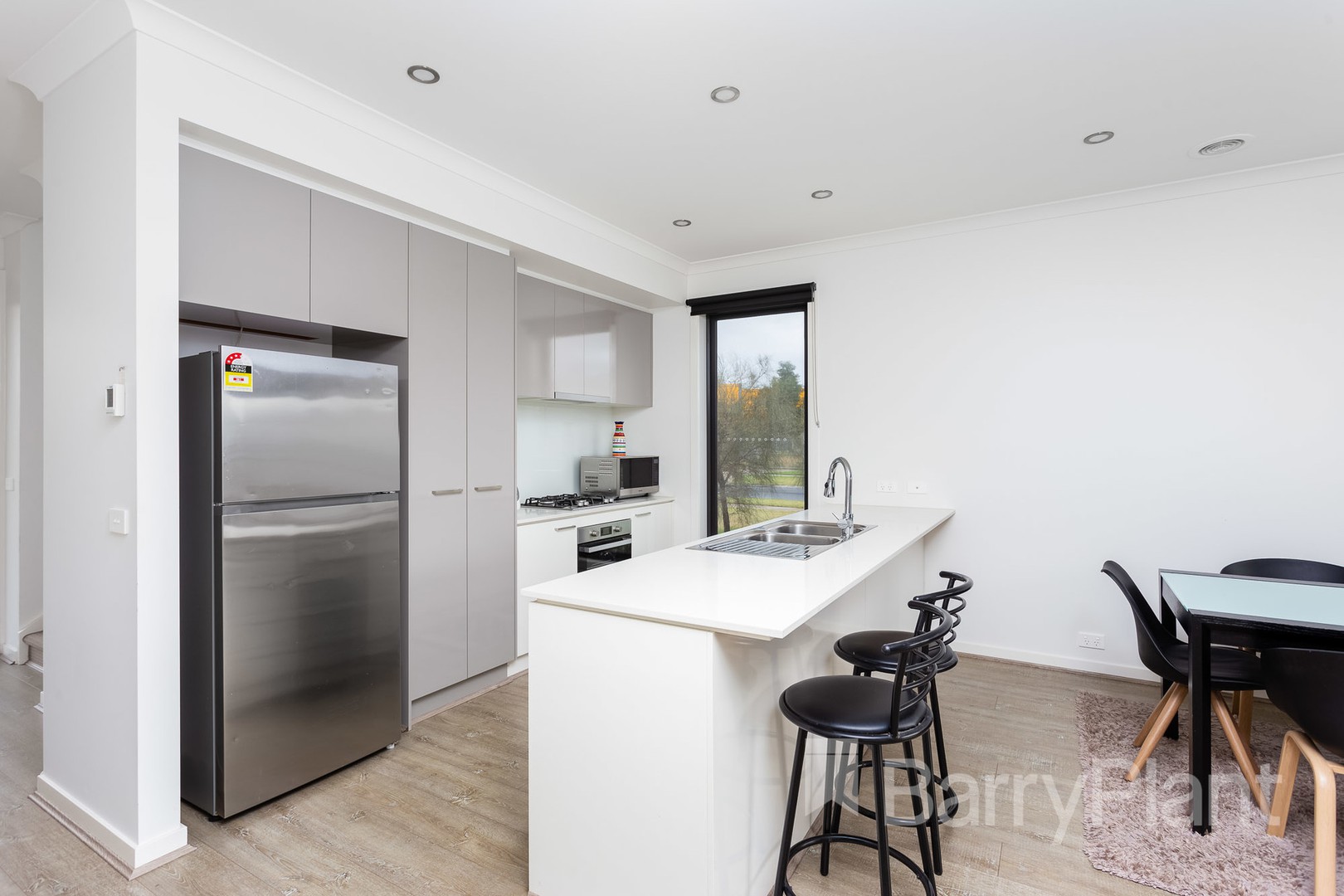 22 Lenox Walk, Point Cook, VIC 3030, Point Cook - Thumbnail 2