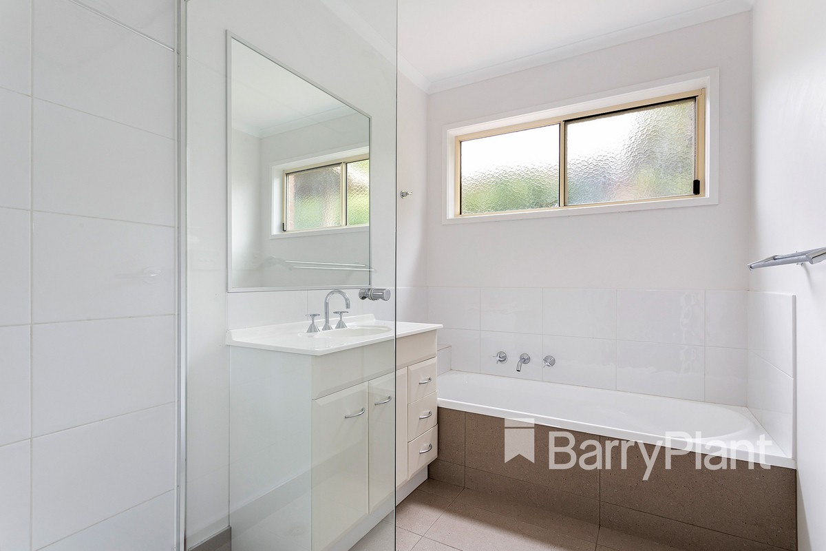 22 Leura CrescentRosebud, VIC 3939, Rosebud - Thumbnail 8