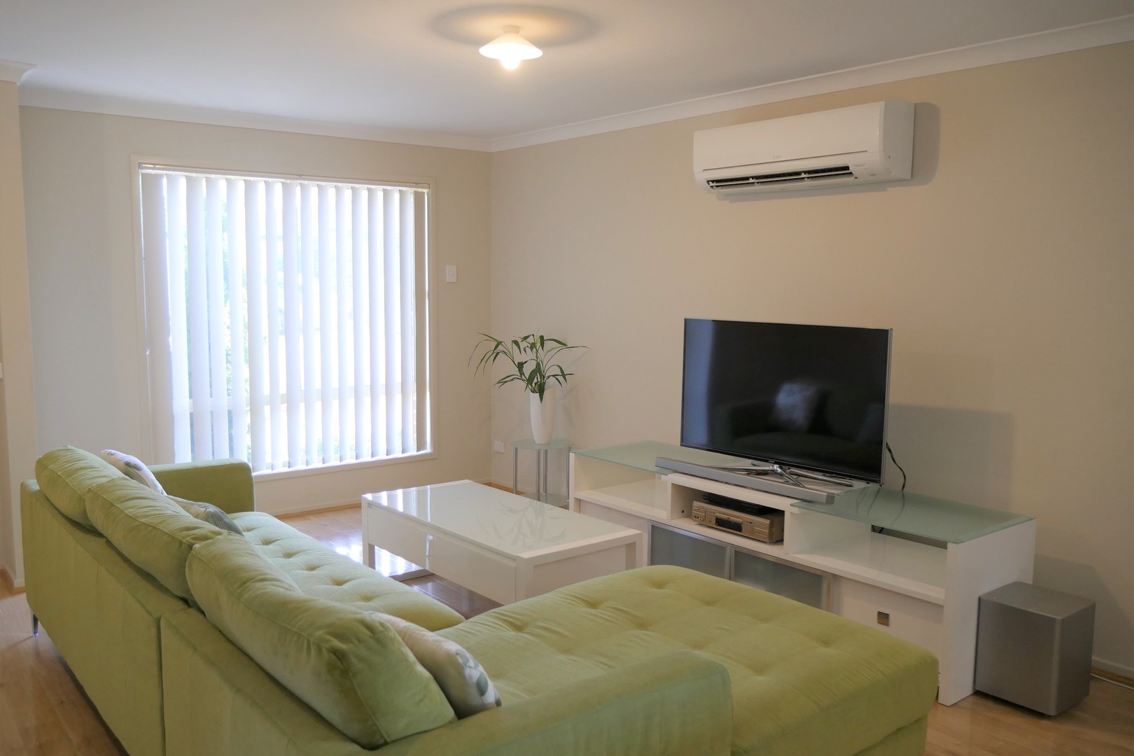 22 Lightfingers Street, Kurunjang, VIC 3337, Kurunjang - Thumbnail 2