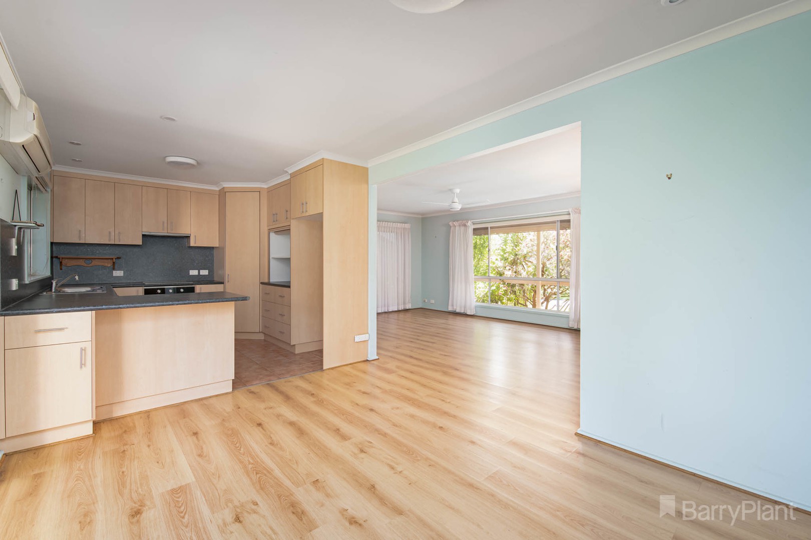 22 Lindsay Street, Drouin, VIC 3818, Drouin - Thumbnail 2