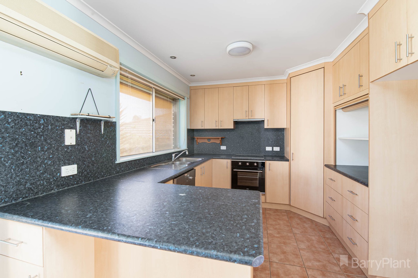 22 Lindsay Street, Drouin, VIC 3818, Drouin - Thumbnail 3
