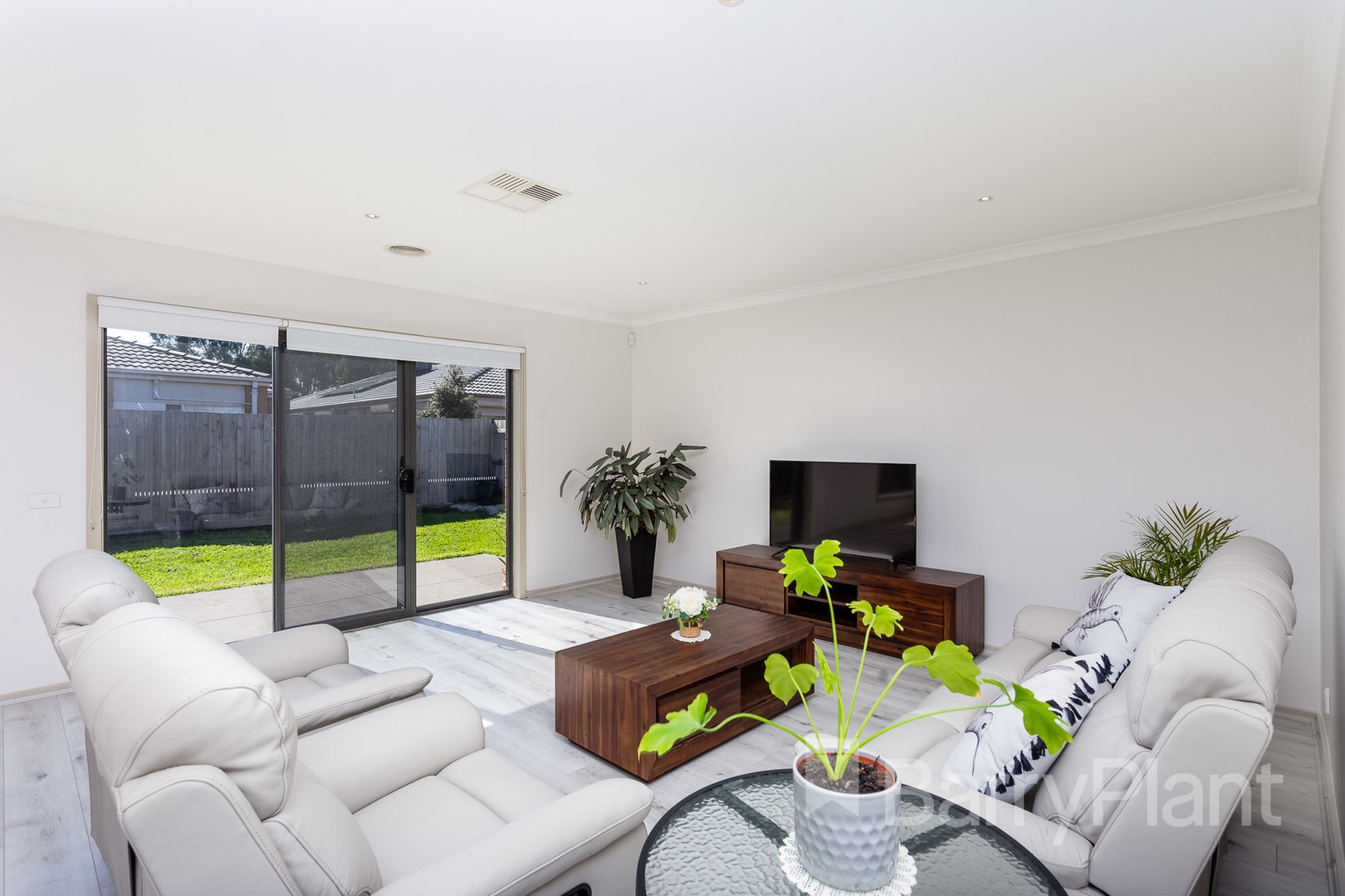 22 Lomandra Street, Point Cook, VIC 3030, Point Cook - Thumbnail 5