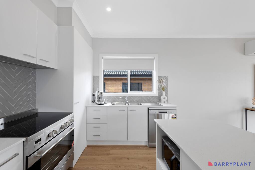22 Longfin Crescent, San Remo, VIC 3925, San Remo - Thumbnail 3