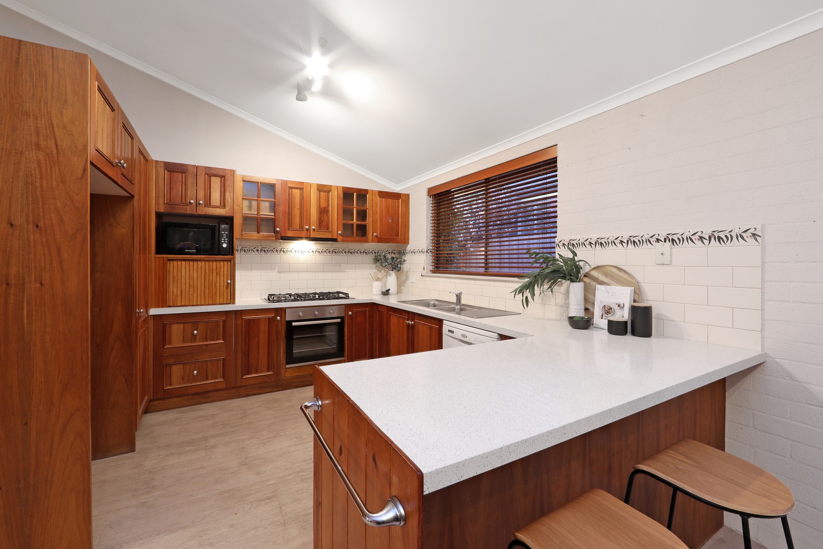 22 Longwood Close, Rowville, VIC 3178, Rowville - Thumbnail 6