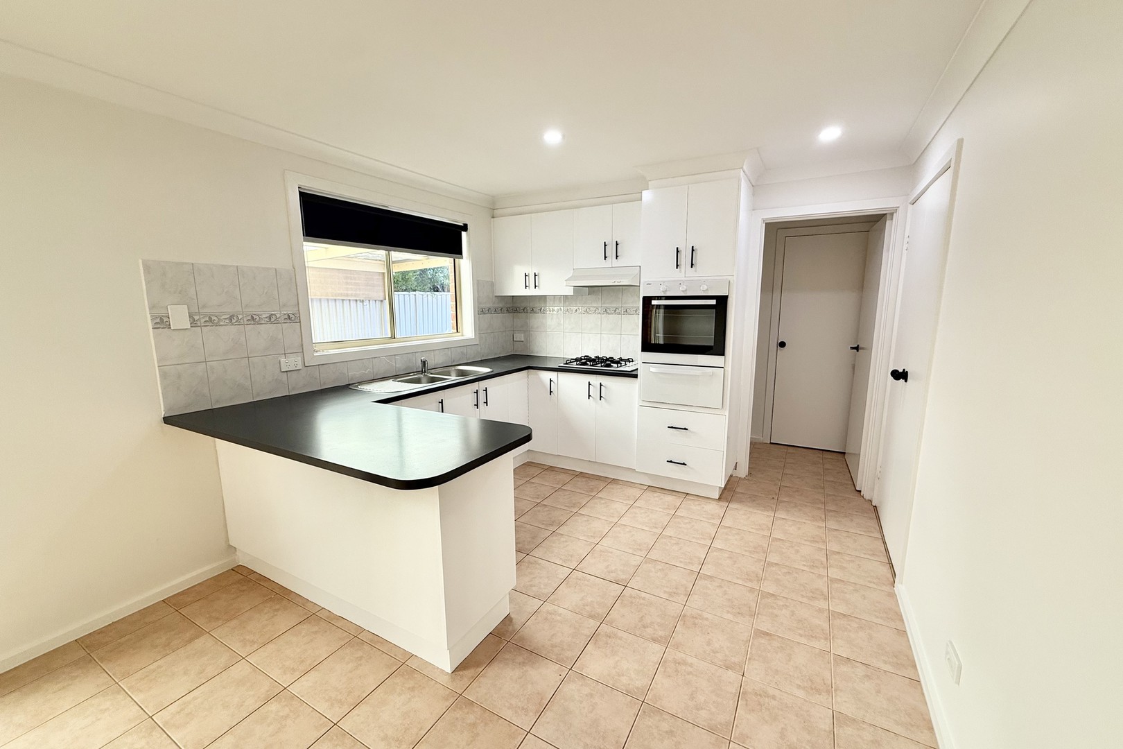 22 Macklin Way, Caroline Springs, VIC 3023, Caroline Springs - Thumbnail 7