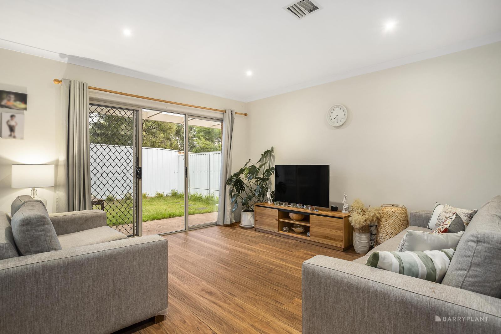 22 Madison Boulevard, Mitcham, VIC 3132, Mitcham - Thumbnail 2