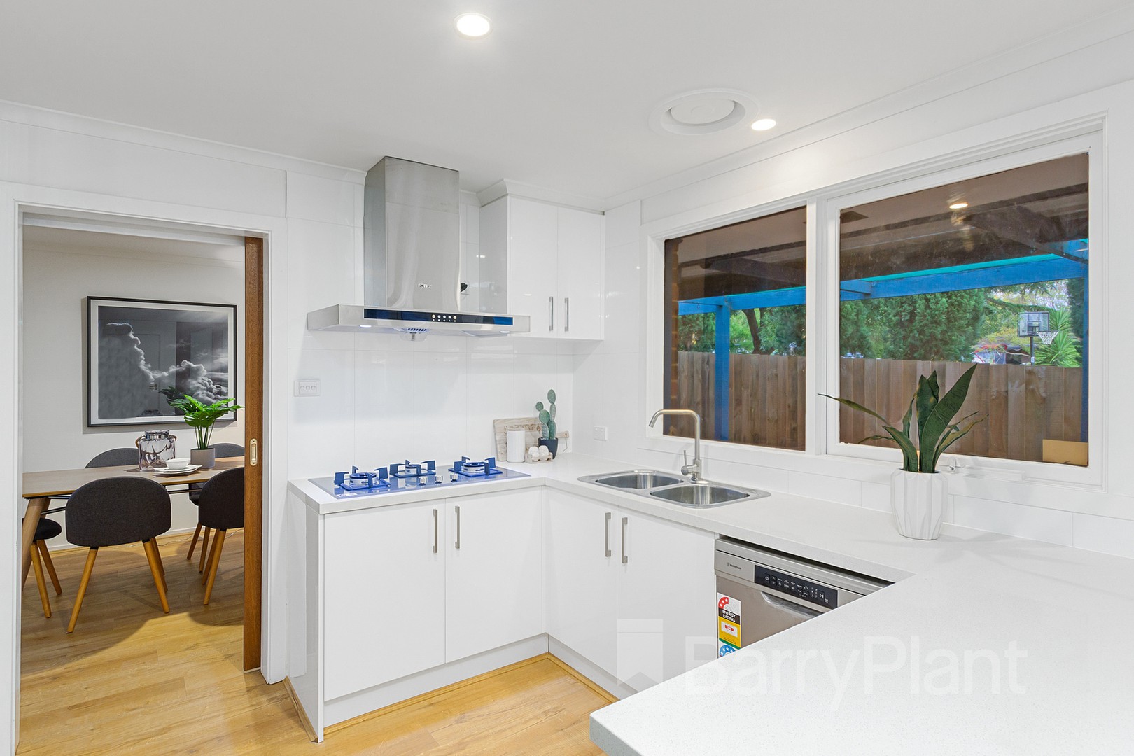 22 Mannix Square, Wantirna, VIC 3152, Wantirna - Thumbnail 3