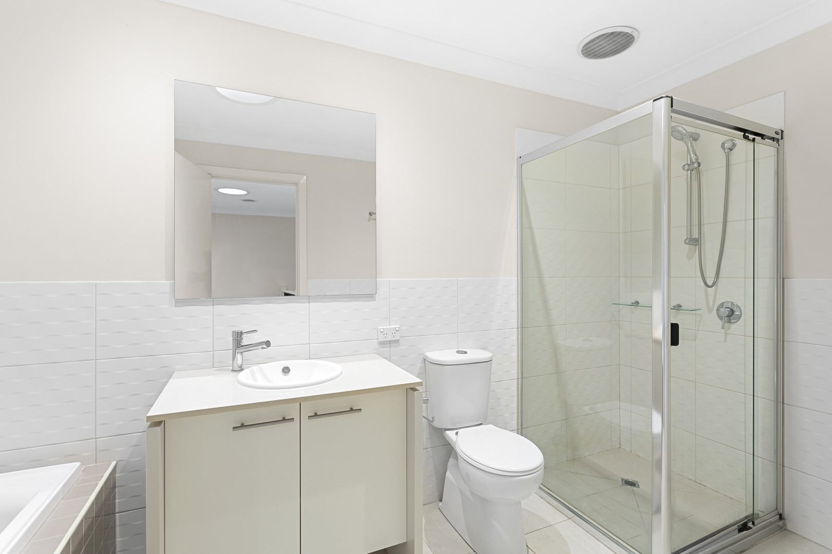 22 Manuscript Drive, Endeavour Hills, VIC 3802, Endeavour Hills - Thumbnail 8