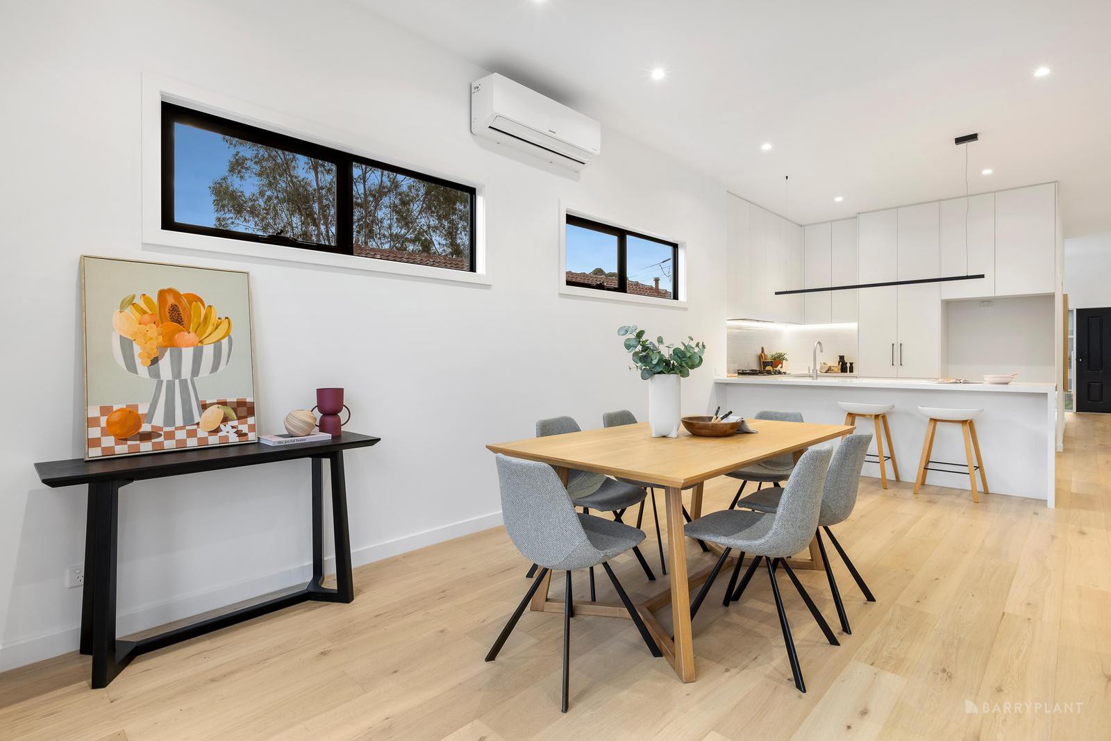 22 Martins Lane, Viewbank, VIC 3084, Viewbank - Thumbnail 4