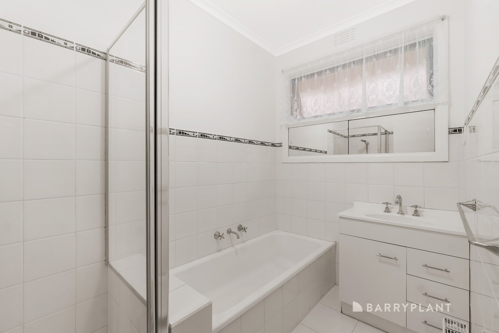 22 McKenzie Street, Doncaster East, VIC 3109, Doncaster East - Thumbnail 6