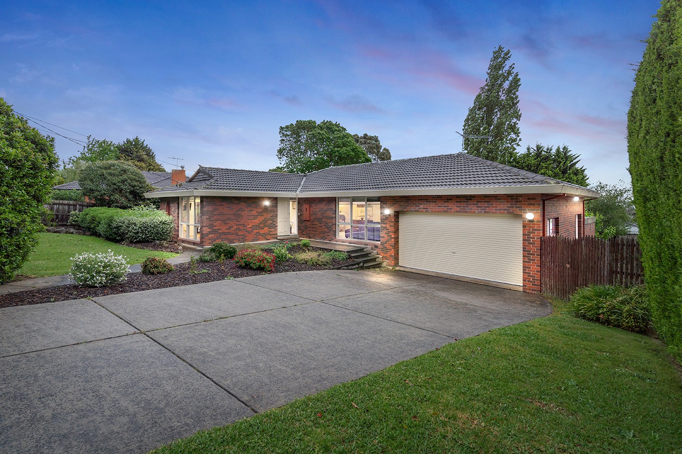 22 Meadowgate Drive, Chirnside Park, VIC 3116, Chirnside Park - Thumbnail 2