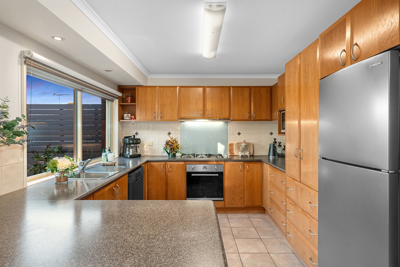 22 Meadowgate Drive, Chirnside Park, VIC 3116, Chirnside Park - Thumbnail 4